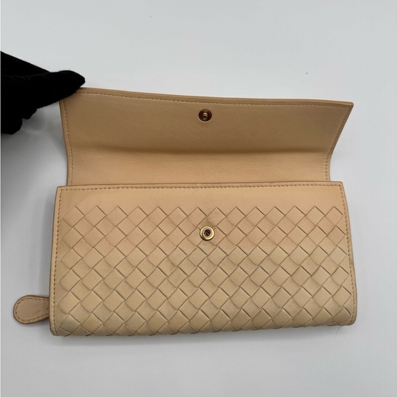 Bottega Veneta Wallet and unbranded chain for crossbody | Very Good Condition - Picture 7 of 12